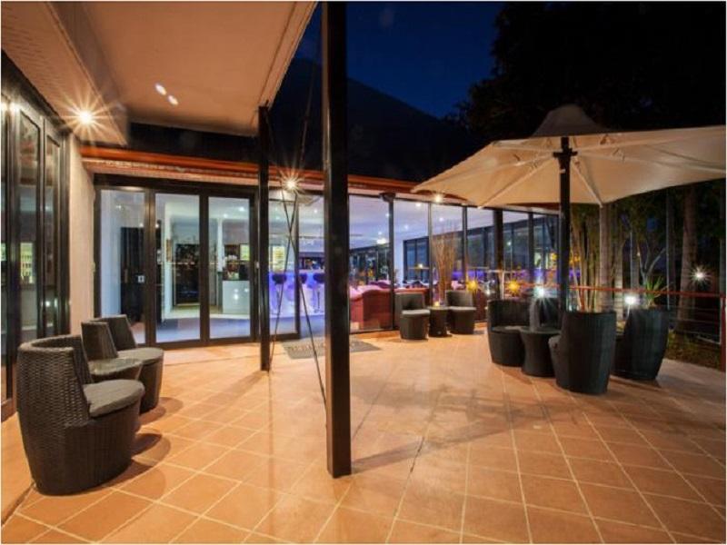 Springwood Motor Inn Dış mekan fotoğraf