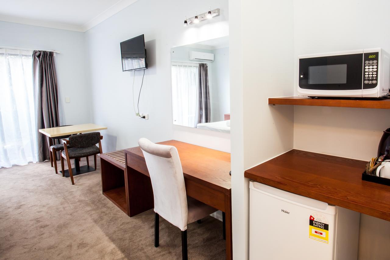 Springwood Motor Inn Dış mekan fotoğraf
