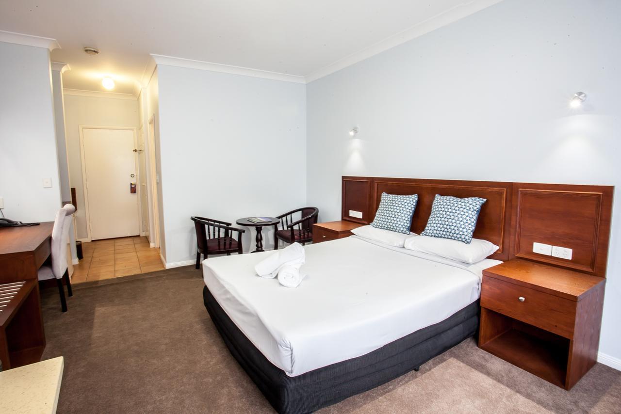 Springwood Motor Inn Dış mekan fotoğraf