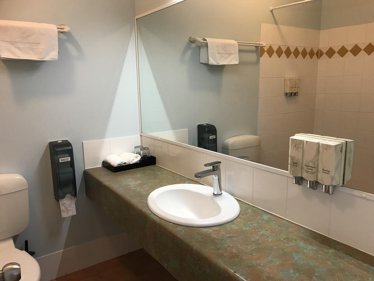 Springwood Motor Inn Dış mekan fotoğraf