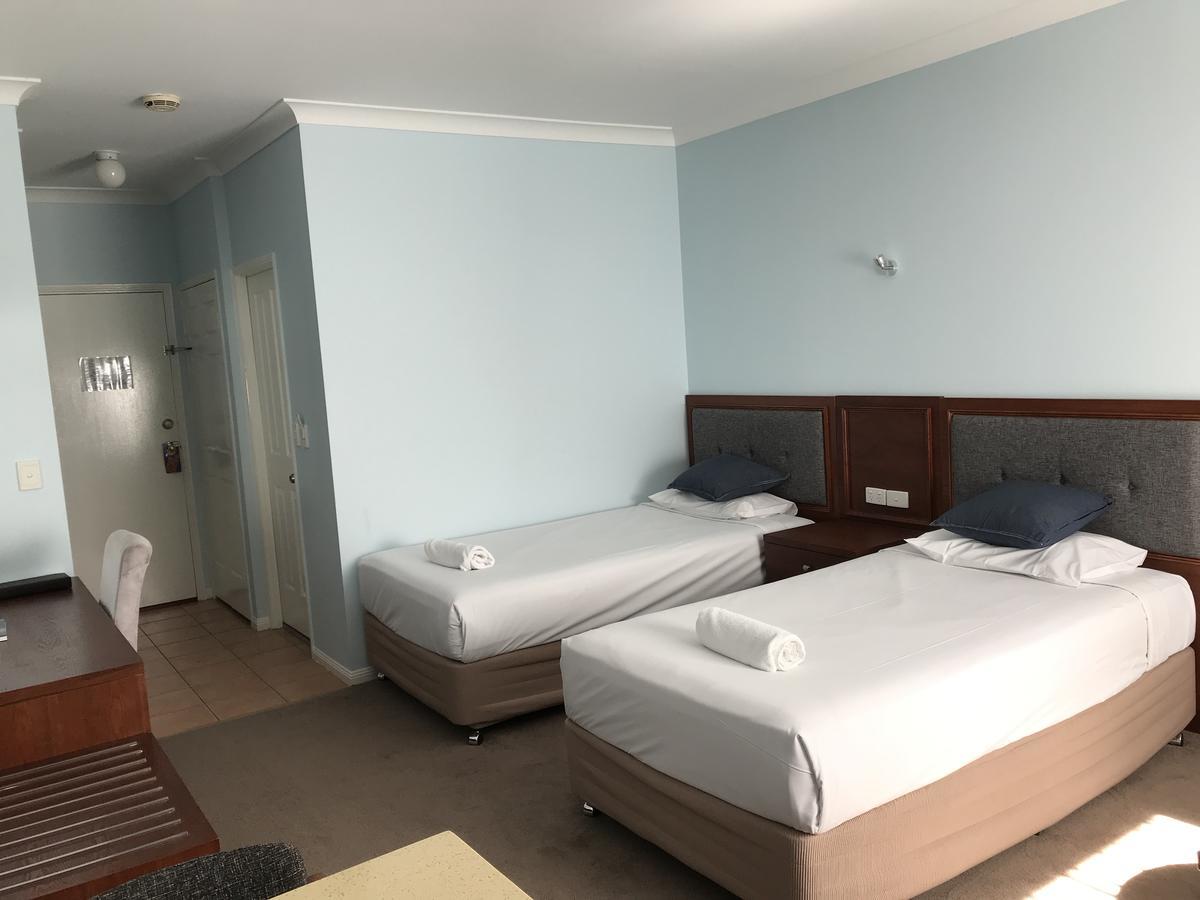 Springwood Motor Inn Dış mekan fotoğraf