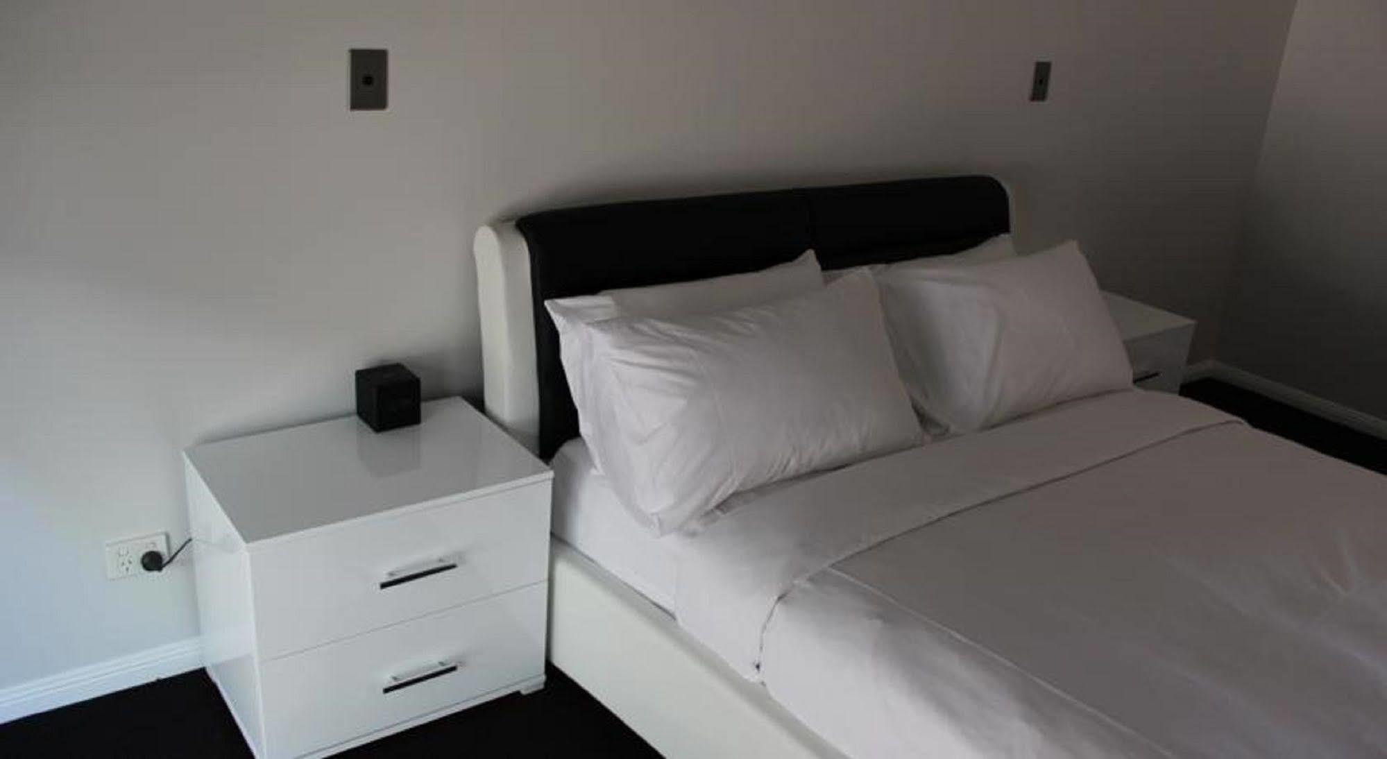 Springwood Motor Inn Dış mekan fotoğraf